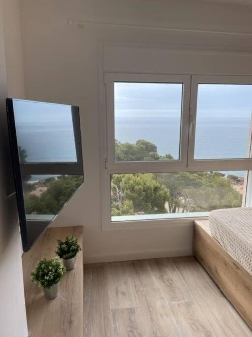 Precioso Apto Miami Primera Linia Playa Cala De Las Sirenas, Con Wifi Y Netflix, Adecuado Para Teletrabajar Miami Playa Bagian luar foto